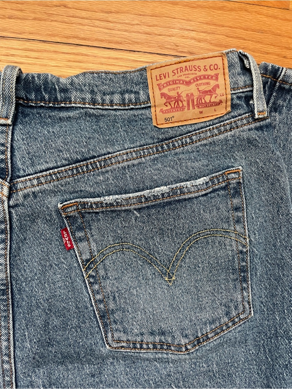 Levi’s 501- Size 32x26